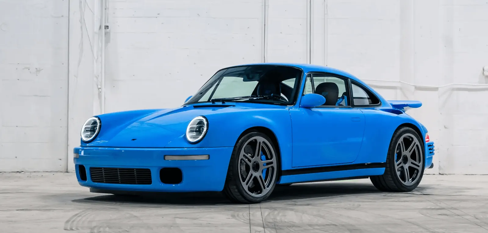 RUF CTR Anniversary: lekki, szybki i analogowy – 710 KM w karbonie
